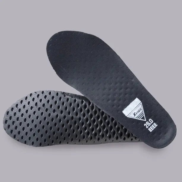 プロテクティブスニーカー