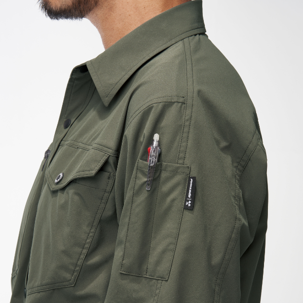 メーカー:ATACKBASE 品名&品番:ATACK BASE ATC-29016 制電防止ストレッチシャツ APEXWIN 袖ペン差し左