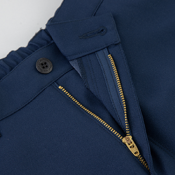 メーカー:CO_COS 品名&品番:CO-COS CC-MB25103 秋冬多機能×エコ裏綿スラックス MONBALENO ロゴ入りボタン