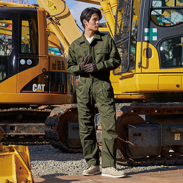 メーカー:YAMATAKA 品名&品番:YAMATAKA AFRIQUE EQUIPMENT DON-2800 セミローライズツナギ 着用イメージ男性