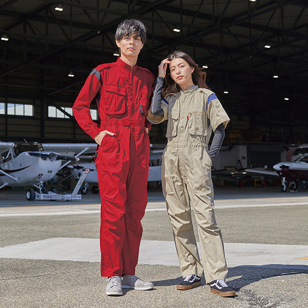 メーカー:YAMATAKA 品名&品番:YAMATAKA DON-9900 春夏半袖メカニック向けツナギ 倉庫作業イメージ