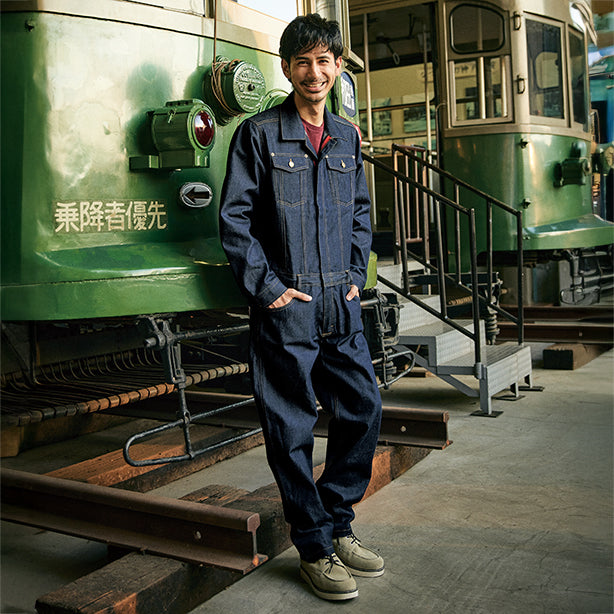 メーカー:YAMATAKA 品名&品番:YAMATAKA ROUND HOUSE DON-RH-3001 デニムカバーオール 着用イメージ男性