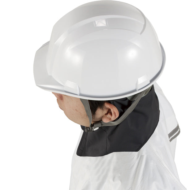 メーカー:JINNAI 品名&品番:JINNAI JN-930 ヘルメット用インナーレインフード ヘルメット着用イメージ
