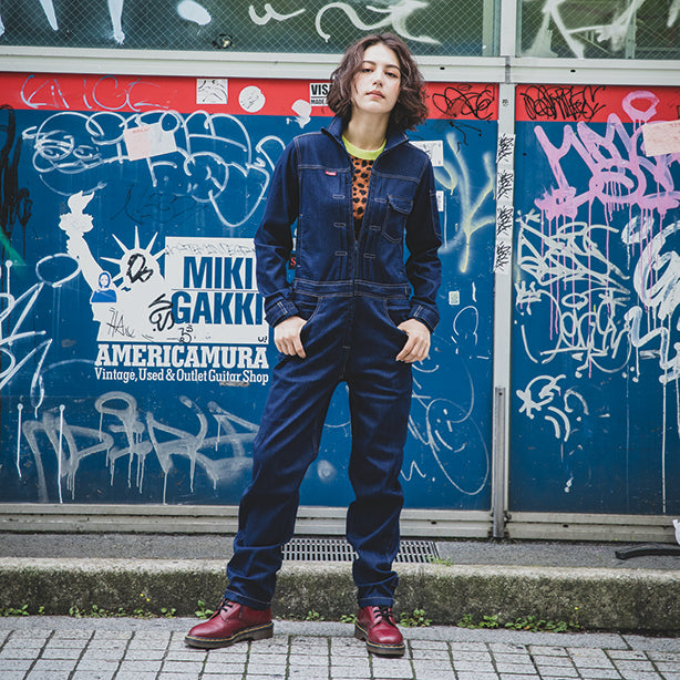 メーカー:GRACEENGINEER'S 品名&品番:GRACE ENGINEER'S SK-GE-650 デアリーウーマンツナギ(キッズサイズあり） 着用イメージ女性