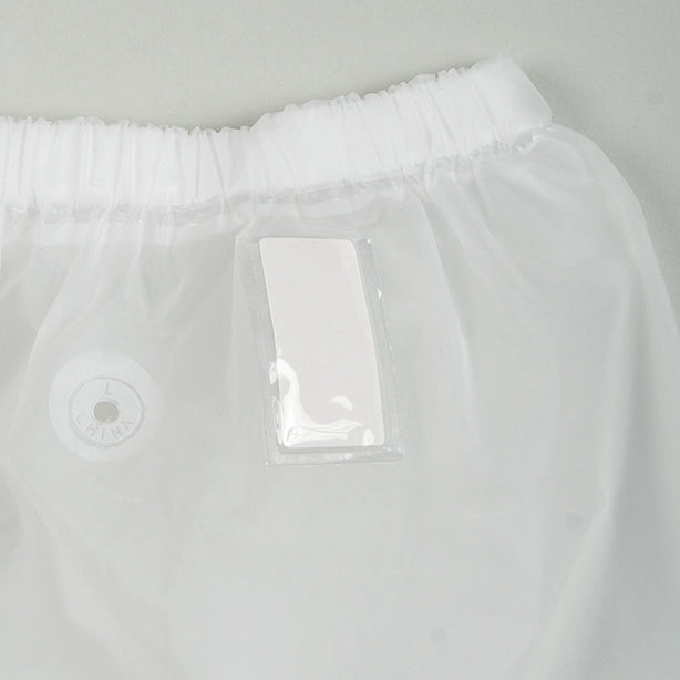 メーカー:KAJIMEIKU 品名&品番:カジメイク KM-1560 EVAレインスーツ（マチ付きリュックサック） パンツ名札