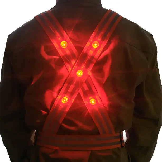 メーカー:熱田資材 品名&品番:LEDリフレックスV 反射付ベスト 着用イメージ(LED 後ろ)