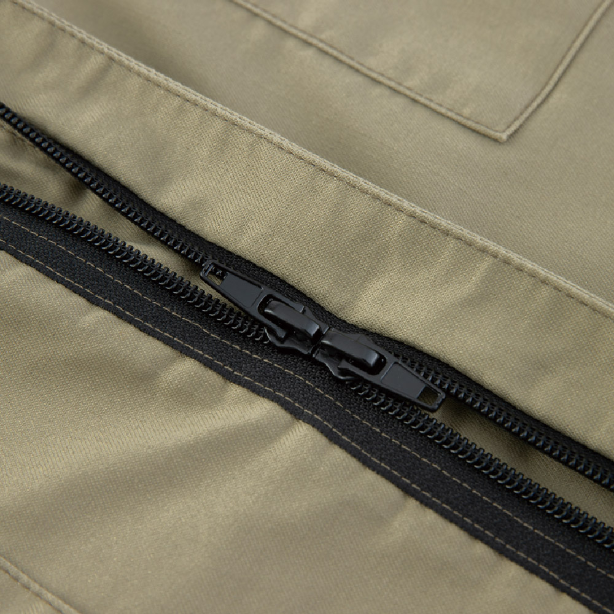 メーカー:CO_COS 品名&品番:Dickies CC-D-6702 軽量ストレッチ半袖つなぎ フロント逆開ファスナー