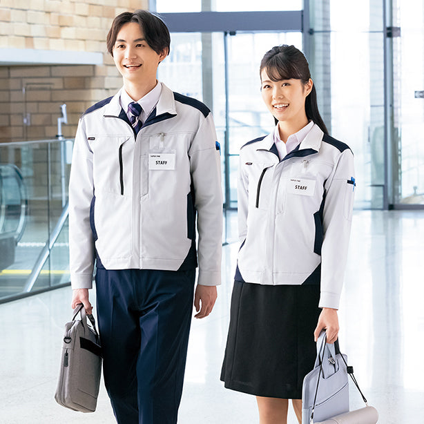 AITOZ AZ-2401 ウルトラストレッチ長袖ブルゾン【通年】【男女兼用】 商品コード：AZ-2401 オフィス内着用イメージ